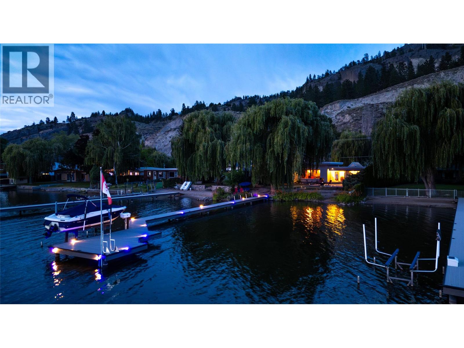 4589 Lakeside Road, Penticton - Penticton Real Estate